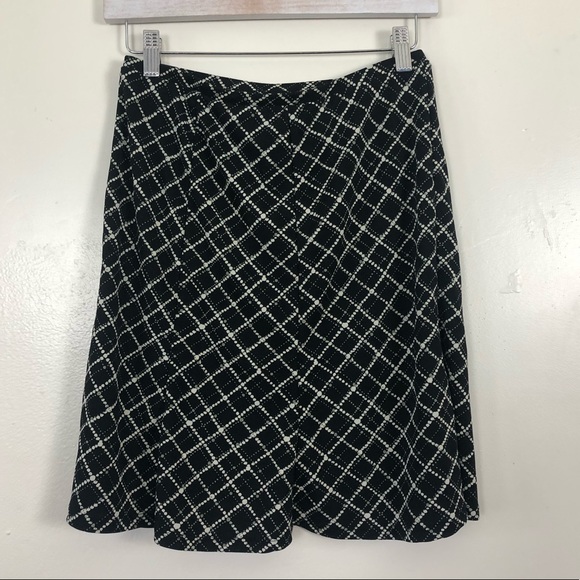 ✨Express Dot Gingham Pattern Skirt✨ - Picture 4 of 4